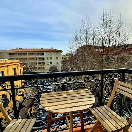 Apartman L'amiral Barnaud - Appt Proche De La Antibes